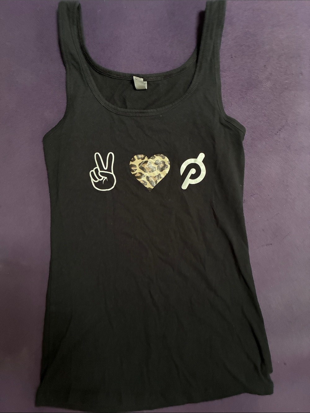 Peloton top size M. EUC
